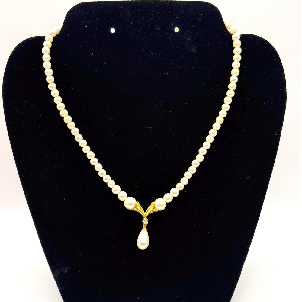 Vintage Napier Faux Pearl Necklace – Classic Elegant Costume Jewelry